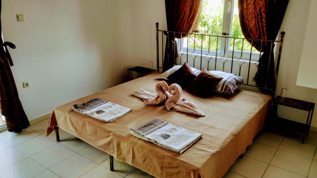 Dracena Guesthouse Ravda Exterior photo